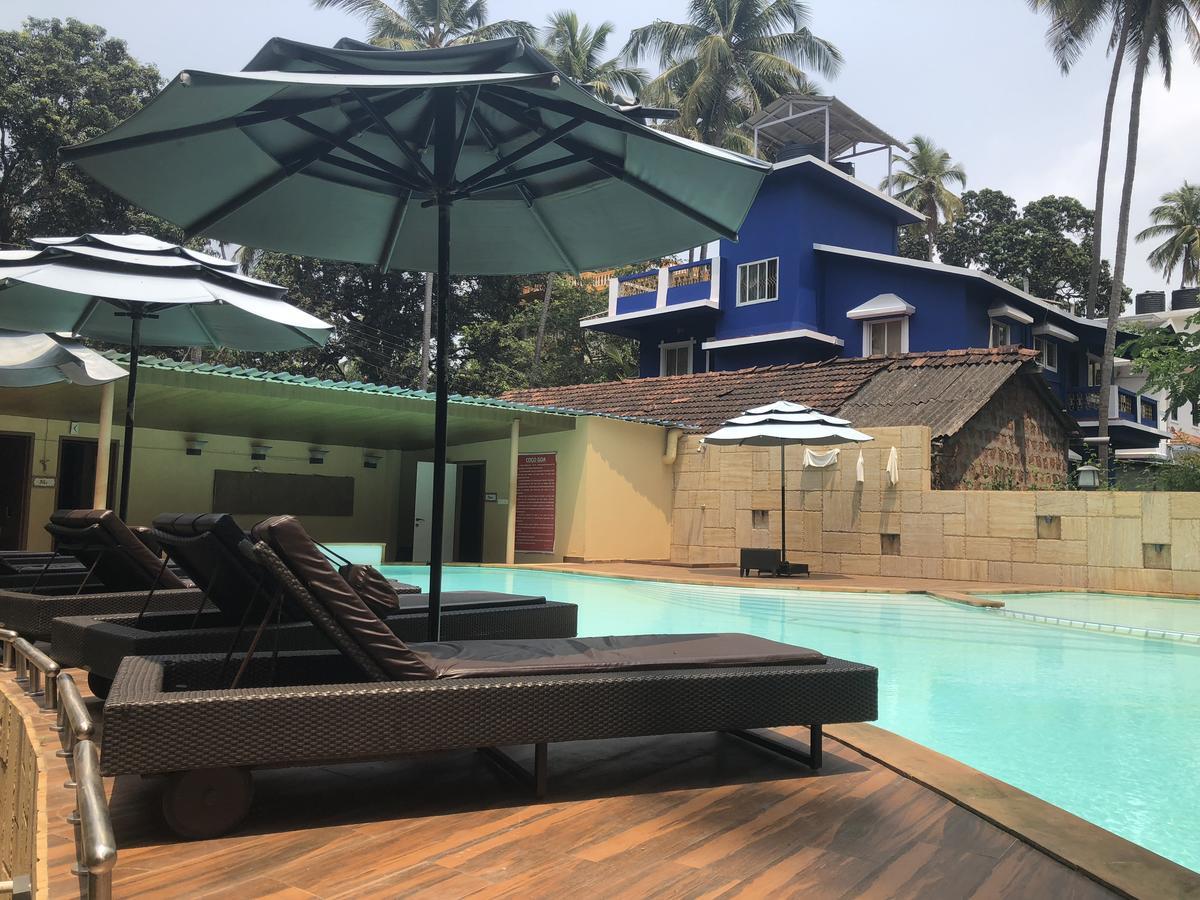 ホテル Coco Goa アーポラ エクステリア 写真