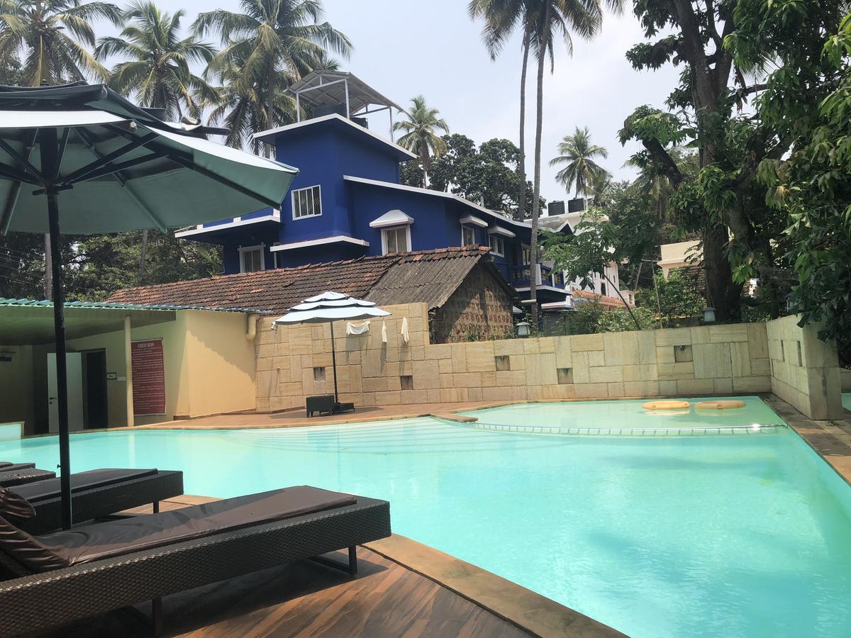 ホテル Coco Goa アーポラ エクステリア 写真